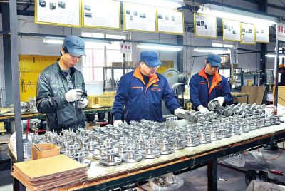 桐柏:科技創(chuàng)新&ldquo;染綠&rdquo;生態(tài)工業(yè)(組圖)_網(wǎng)易新聞中心